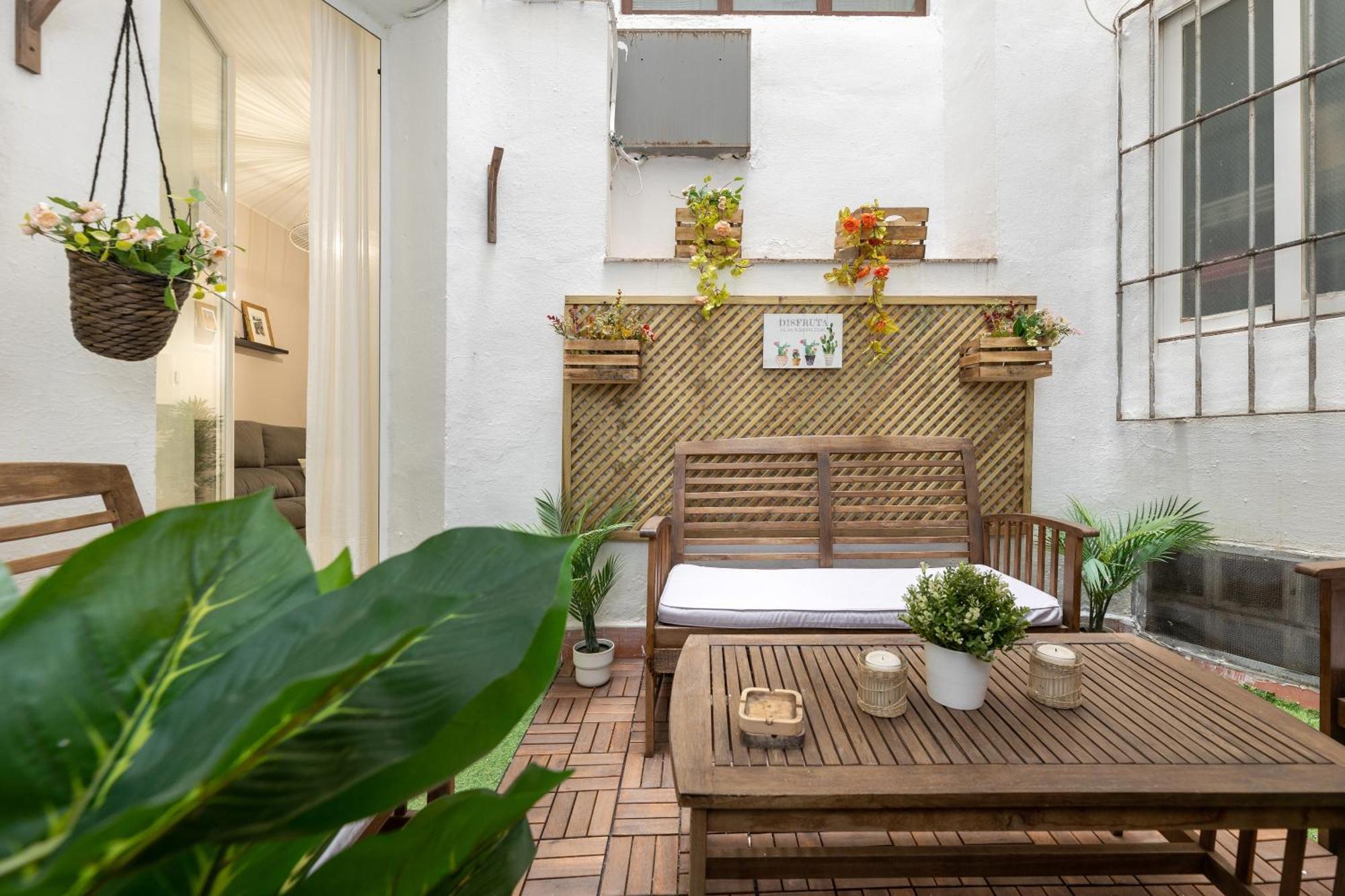 El Patio Del Arquitecto Apartment Granada Luaran gambar